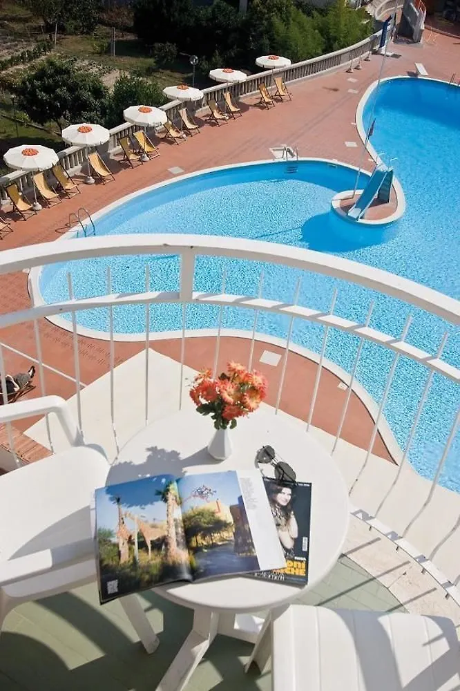 Hotel Paco Pietra Ligure 3*,  Italië